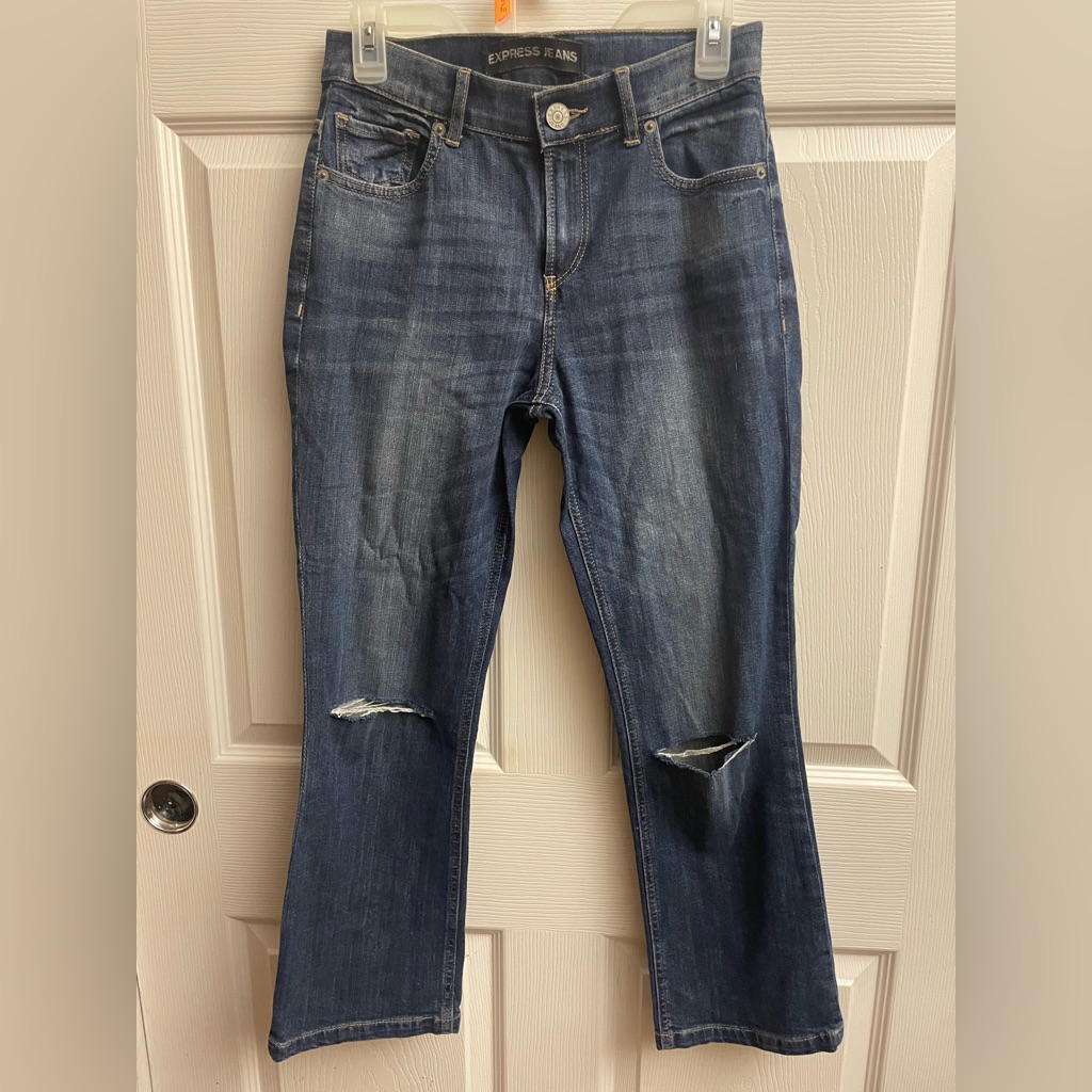Express Dark Wash Blue Ankle & Bell/Flare Cropped Jeans